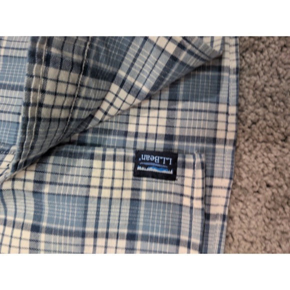 LL Bean Mens XL Traditional Fit Plaid Button Down Shirt Blue White Stretch - Picture 3 of 8